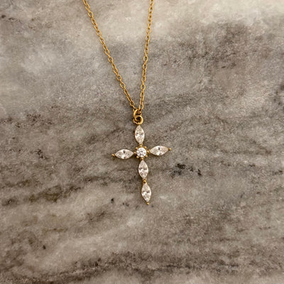 Colar Marquise Cross