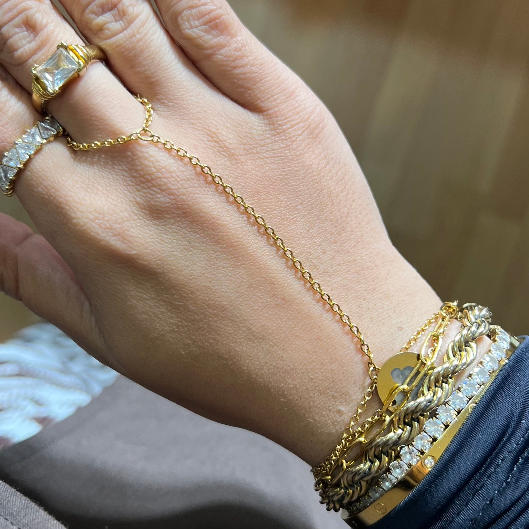 Handchain Basic