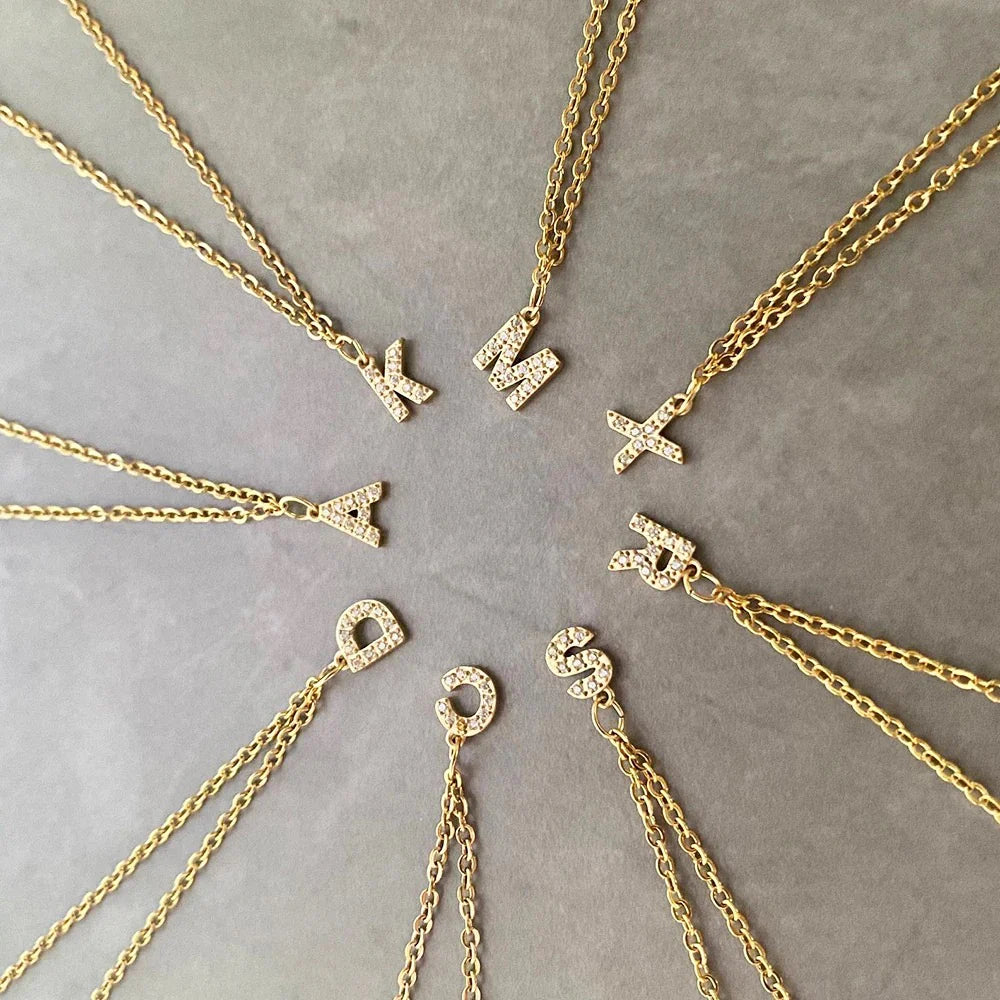 Colar Mini Letter