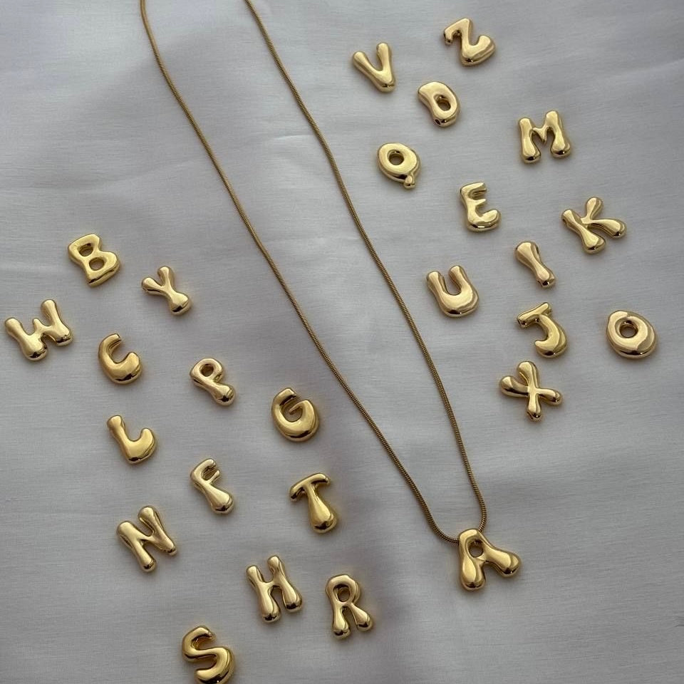 Colar Big Letter
