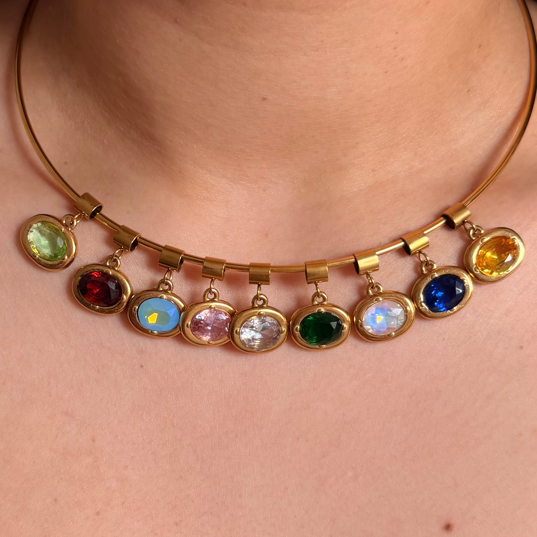 Charm Color Stone