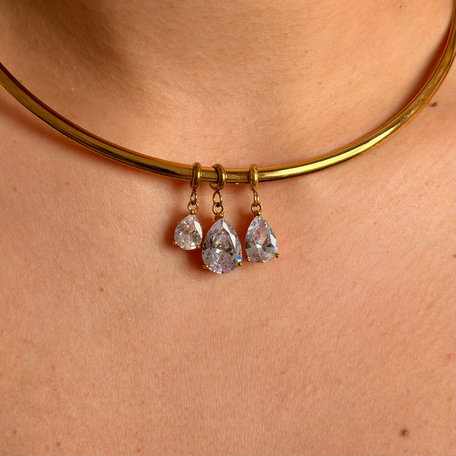 Charm Big Pear Cut