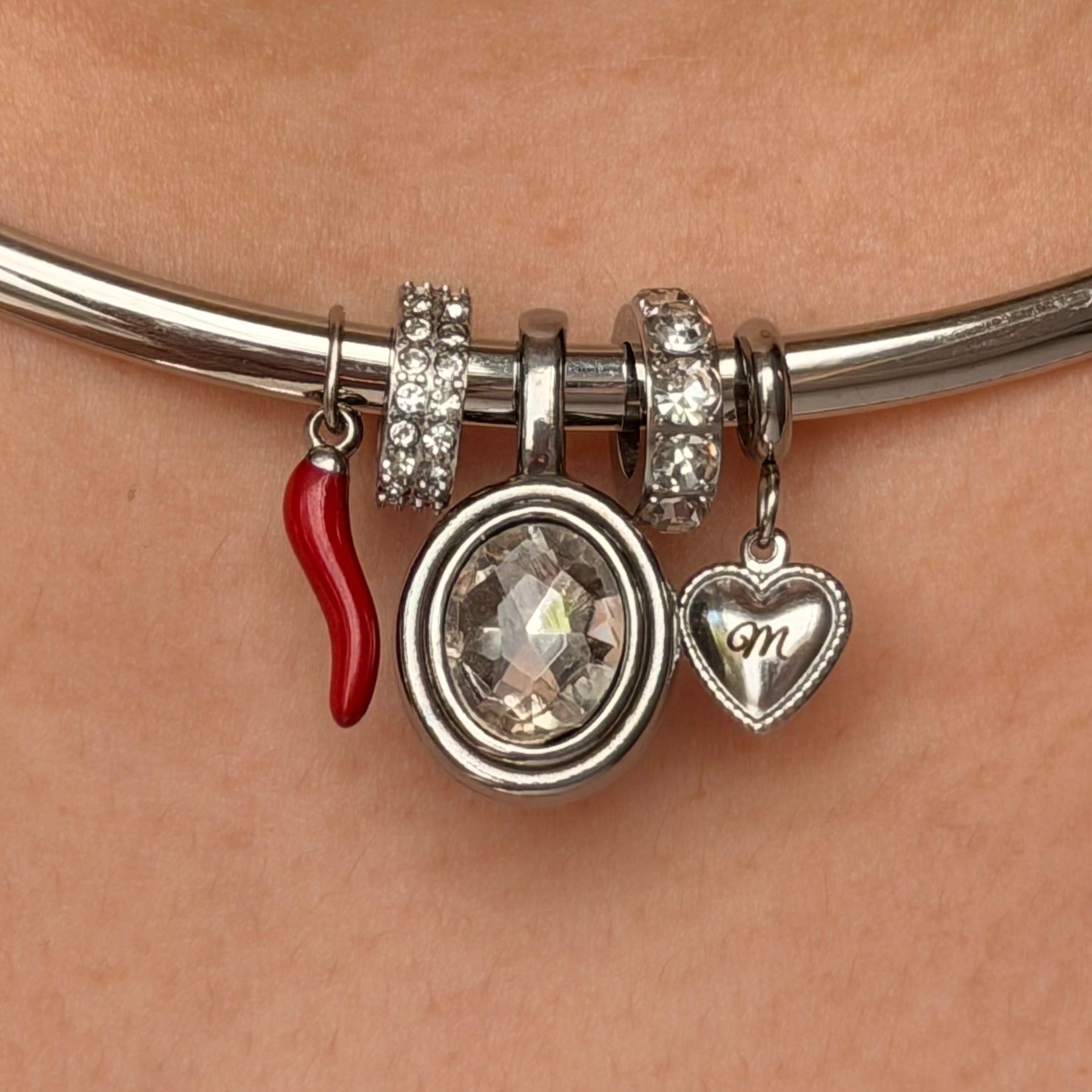 Charm One Shine
